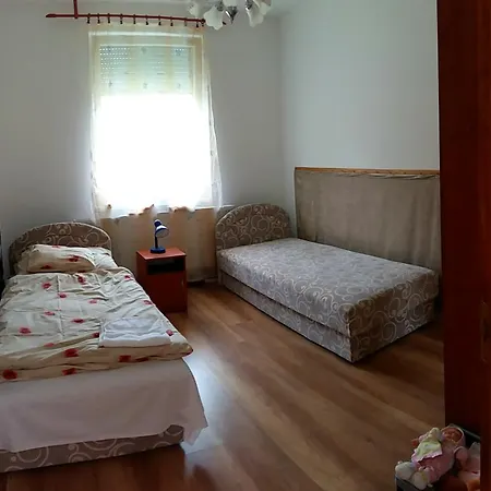 B.e.zs. Apartman * Sárvár