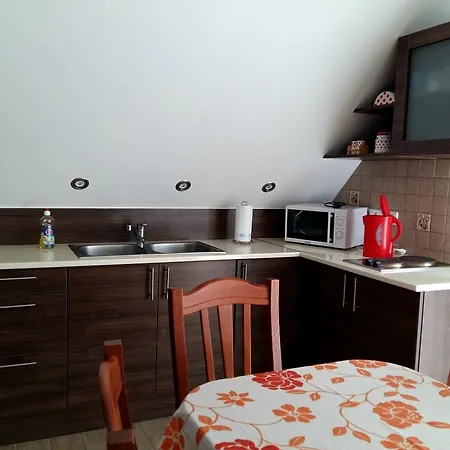 B.e.zs. Apartman * Sárvár
